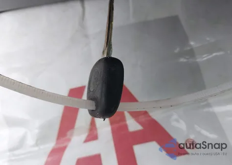 2010 Toyota Camry z USA, uszkodzony, nr VIN 4T1BF3EK2AU516076